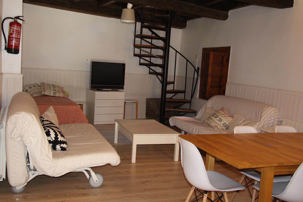 Hostel El Lago, Caceres Хараис-де-ла-Вера Экстерьер фото