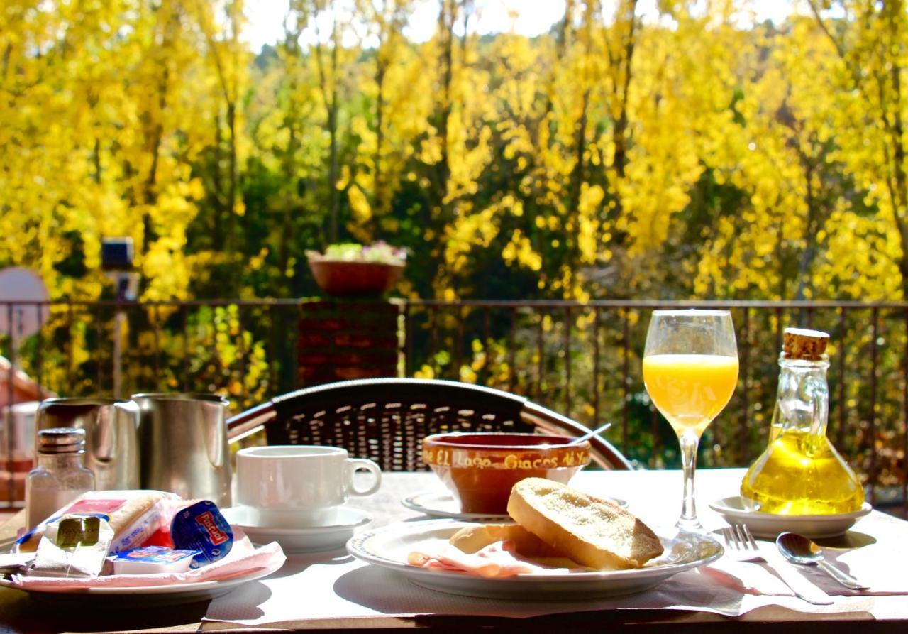 Hostel El Lago, Caceres Хараис-де-ла-Вера Экстерьер фото