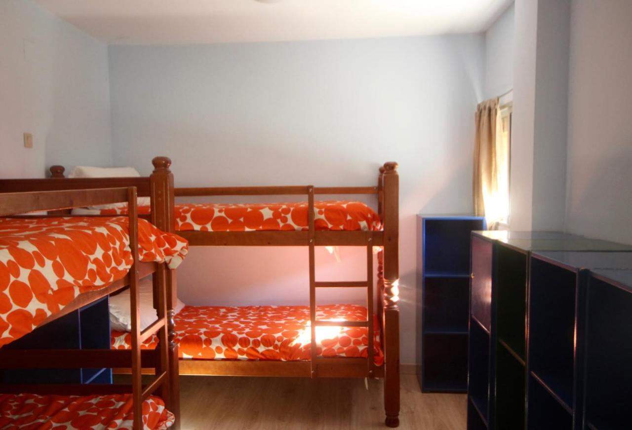 Hostel El Lago, Caceres Хараис-де-ла-Вера Номер фото