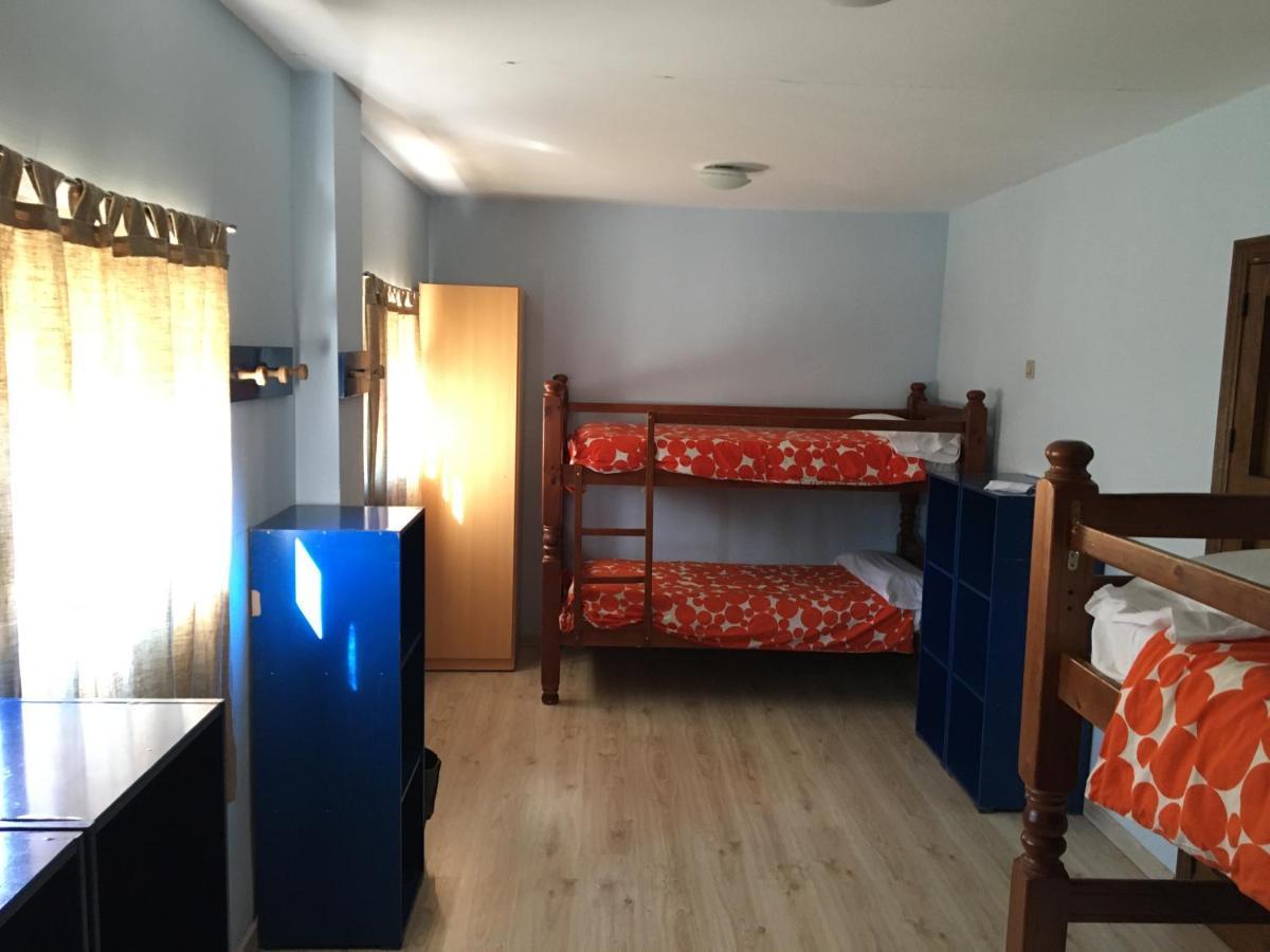 Hostel El Lago, Caceres Хараис-де-ла-Вера Номер фото